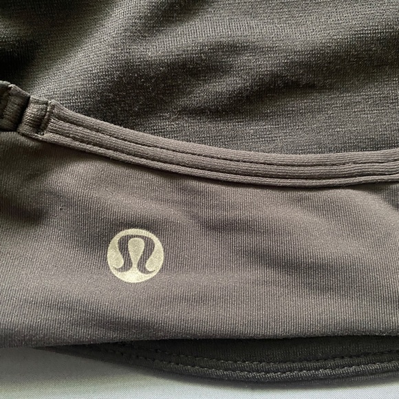 Lululemon Gray V-Neck Racerback Sports Bra Women’s Size 10 - Picture 5 of 6